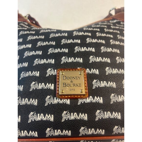 Dooney & Bourke Genuine Miami Marlin NLB Purse Handbag. Rare - Picture 4 of 11